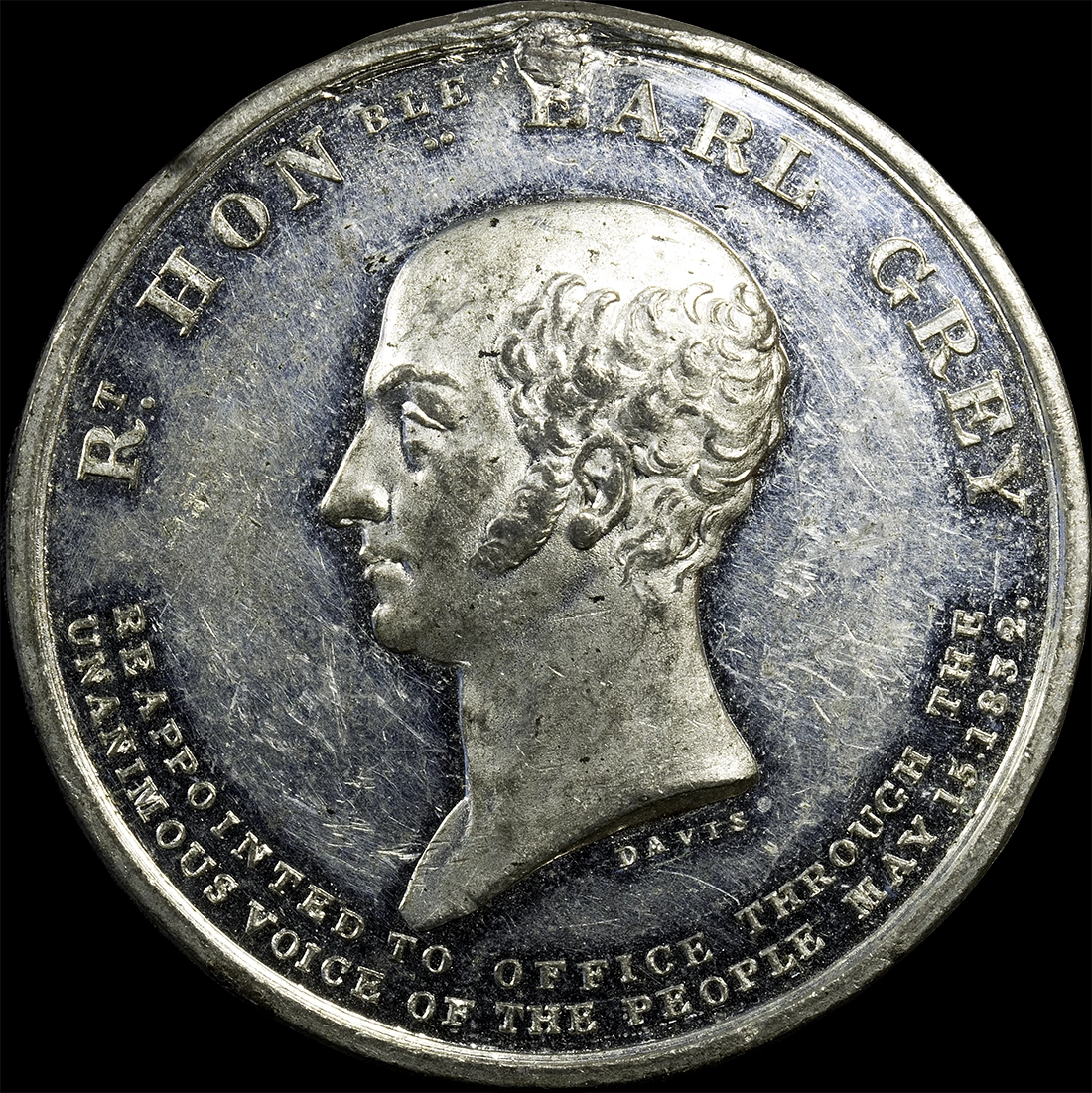 Obverse detail...